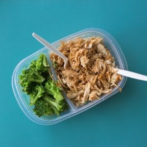 School lunch ideas your kids will eat - chicken and rice with steamed broccoli